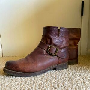Frye Veronica bootie in Redwood. Barely worn. Size 8.5 women’s.
